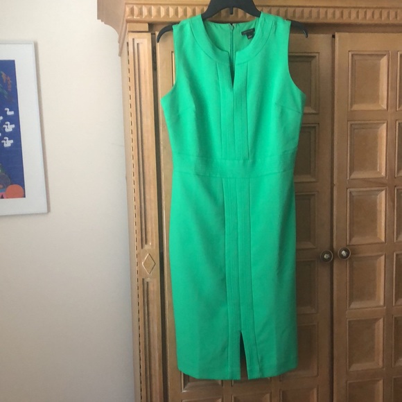 🌹🆕🌹 NWT Ann Taylor Sleeveless Stitch Sheath Dress, size 8, Green - Picture 3 of 7